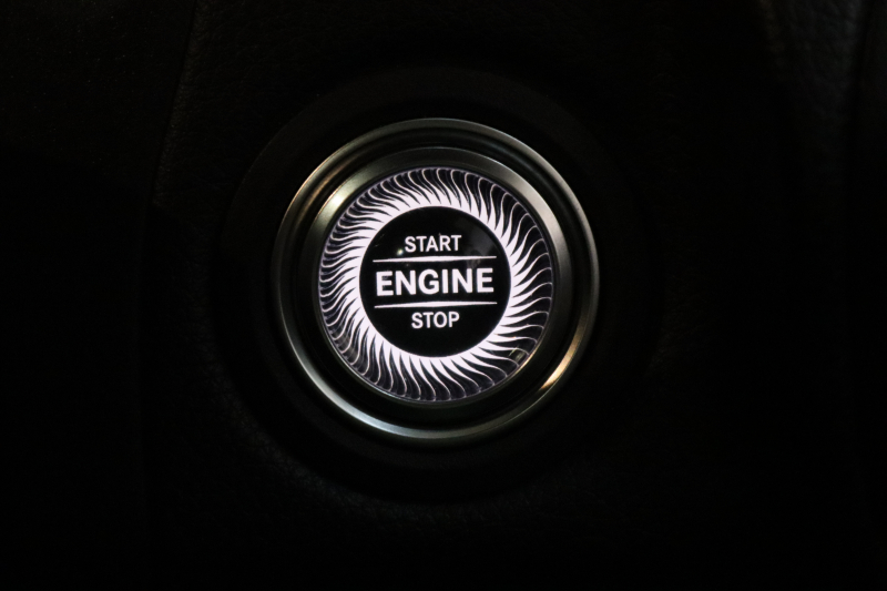 メルセデスベンツ GLC GLC220d 4MATIC ﾅｲﾄｴﾃﾞｨｼｮﾝ ﾚｰﾀﾞｰｾｰﾌﾃｨPKG　後期 130台限定車 MEｺﾈｸﾄ ｷｰﾚｽｺﾞｰ  ﾊﾟﾉﾗﾏSR 黒革 MBUXﾅﾋﾞTV BT音楽 360ｶﾒﾗ PTS LEDﾗｲﾄ ﾊﾝｽﾞﾌﾘｰA AMGｴｱﾛ&19AW ｴｱｻｽ ﾜｲﾔﾚｽ充電 9AT　2年保証