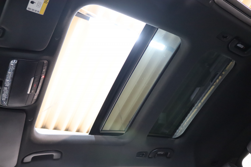 メルセデスベンツ GLC GLC220d 4MATIC ﾅｲﾄｴﾃﾞｨｼｮﾝ ﾚｰﾀﾞｰｾｰﾌﾃｨPKG　後期 130台限定車 MEｺﾈｸﾄ ｷｰﾚｽｺﾞｰ  ﾊﾟﾉﾗﾏSR 黒革 MBUXﾅﾋﾞTV BT音楽 360ｶﾒﾗ PTS LEDﾗｲﾄ ﾊﾝｽﾞﾌﾘｰA AMGｴｱﾛ&19AW ｴｱｻｽ ﾜｲﾔﾚｽ充電 9AT　2年保証