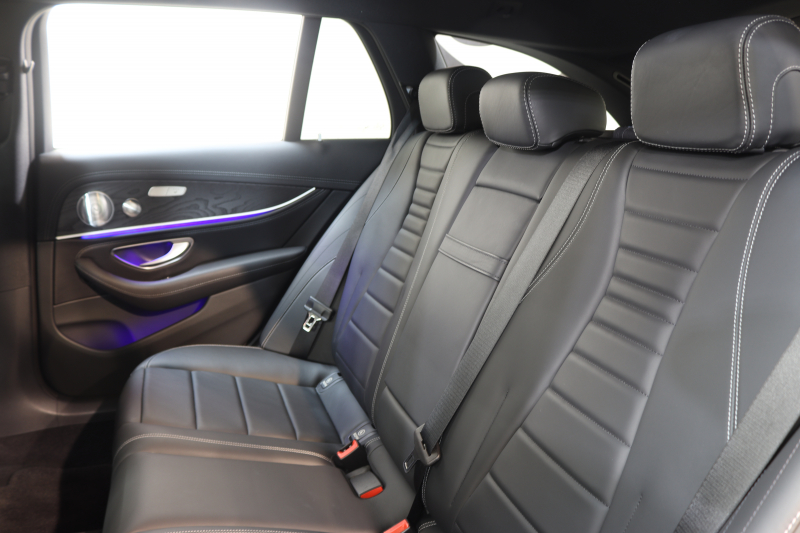 メルセデスベンツ Eクラス E220d ｽﾃｰｼｮﾝﾜｺﾞﾝ AVG ｽﾎﾟｰﾂ ﾚｻﾞｰ&ﾚｰﾀﾞｰｾｰﾌﾃｨPKG　ｷｰﾚｽｺﾞｰ 黒本革 HDDﾅﾋﾞTV ｽﾏﾎ連携 ﾌﾞﾙﾒｽﾀｰ 360ｶﾒﾗ PTS LEDﾗｲﾄ ﾌｯﾄﾄﾗﾝｸOP AMGｴｱﾛ&19AW ﾀﾞｲﾅﾐｯｸｾﾚｸﾄ 9AT　2年保証