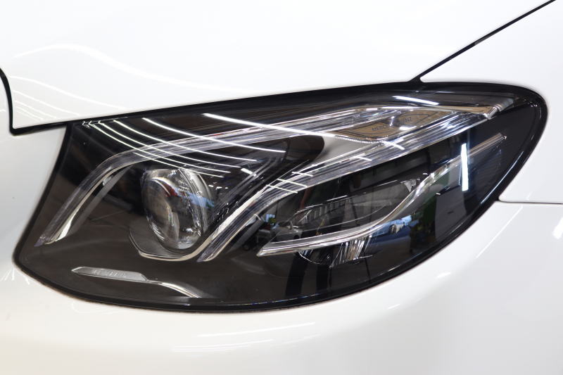 メルセデスベンツ Eクラス E220d ｽﾃｰｼｮﾝﾜｺﾞﾝ AVG ｽﾎﾟｰﾂ ﾚｻﾞｰ&ﾚｰﾀﾞｰｾｰﾌﾃｨPKG　ｷｰﾚｽｺﾞｰ 黒本革 HDDﾅﾋﾞTV ｽﾏﾎ連携 ﾌﾞﾙﾒｽﾀｰ 360ｶﾒﾗ PTS LEDﾗｲﾄ ﾌｯﾄﾄﾗﾝｸOP AMGｴｱﾛ&19AW ﾀﾞｲﾅﾐｯｸｾﾚｸﾄ 9AT　2年保証