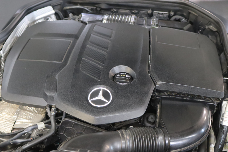 メルセデスベンツ Eクラス E220d ｽﾃｰｼｮﾝﾜｺﾞﾝ AVG ｽﾎﾟｰﾂ ﾚｻﾞｰ&ﾚｰﾀﾞｰｾｰﾌﾃｨPKG　ｷｰﾚｽｺﾞｰ 黒本革 HDDﾅﾋﾞTV ｽﾏﾎ連携 ﾌﾞﾙﾒｽﾀｰ 360ｶﾒﾗ PTS LEDﾗｲﾄ ﾌｯﾄﾄﾗﾝｸOP AMGｴｱﾛ&19AW ﾀﾞｲﾅﾐｯｸｾﾚｸﾄ 9AT　2年保証