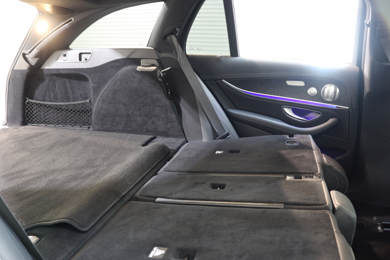 メルセデスベンツ Eクラス E220d ｽﾃｰｼｮﾝﾜｺﾞﾝ AVG ｽﾎﾟｰﾂ ﾚｻﾞｰ&ﾚｰﾀﾞｰｾｰﾌﾃｨPKG　ｷｰﾚｽｺﾞｰ 黒本革 HDDﾅﾋﾞTV ｽﾏﾎ連携 ﾌﾞﾙﾒｽﾀｰ 360ｶﾒﾗ PTS LEDﾗｲﾄ ﾌｯﾄﾄﾗﾝｸOP AMGｴｱﾛ&19AW ﾀﾞｲﾅﾐｯｸｾﾚｸﾄ 9AT　2年保証