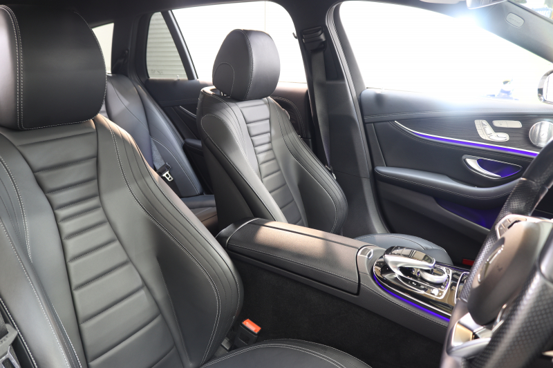 メルセデスベンツ Eクラス E220d ｽﾃｰｼｮﾝﾜｺﾞﾝ AVG ｽﾎﾟｰﾂ ﾚｻﾞｰ&ﾚｰﾀﾞｰｾｰﾌﾃｨPKG　ｷｰﾚｽｺﾞｰ 黒本革 HDDﾅﾋﾞTV ｽﾏﾎ連携 ﾌﾞﾙﾒｽﾀｰ 360ｶﾒﾗ PTS LEDﾗｲﾄ ﾌｯﾄﾄﾗﾝｸOP AMGｴｱﾛ&19AW ﾀﾞｲﾅﾐｯｸｾﾚｸﾄ 9AT　2年保証