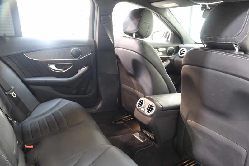 メルセデスベンツ Cクラス C200 AVG AMGﾗｲﾝ ﾚｻﾞｰｴｸｽｸﾙｰｼﾌﾞ&ﾚｰﾀﾞｰｾｰﾌﾃｨPKG　中期 ｷｰﾚｽｺﾞｰ 黒本革 ｼｰﾄﾋｰﾀｰ  ﾍｯﾄﾞｱｯﾌﾟD HDDﾅﾋﾞTV BT音楽 ﾊﾞｯｸｶﾒﾗ PTS LEDﾗｲﾄ ﾌｯﾄﾄﾗﾝｸOP AMGｴｱﾛ&18AW ﾀﾞｲﾅﾐｯｸｾﾚｸﾄ ｴｱｻｽ 9AT　2年保証