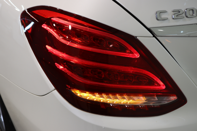 メルセデスベンツ Cクラス C200 AVG AMGﾗｲﾝ ﾚｻﾞｰｴｸｽｸﾙｰｼﾌﾞ&ﾚｰﾀﾞｰｾｰﾌﾃｨPKG　中期 ｷｰﾚｽｺﾞｰ 黒本革 ｼｰﾄﾋｰﾀｰ  ﾍｯﾄﾞｱｯﾌﾟD HDDﾅﾋﾞTV BT音楽 ﾊﾞｯｸｶﾒﾗ PTS LEDﾗｲﾄ ﾌｯﾄﾄﾗﾝｸOP AMGｴｱﾛ&18AW ﾀﾞｲﾅﾐｯｸｾﾚｸﾄ ｴｱｻｽ 9AT　2年保証