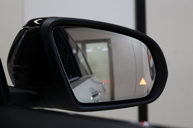 AMG GLC GLC43 4MATIC ﾚｻﾞｰｴｸｽｸﾙｰｼﾌﾞ&ﾚｰﾀﾞｰｾｰﾌﾃｨPKG　後期 1ｵｰﾅｰ MEｺﾈｸﾄ ｷｰﾚｽｺﾞｰ 黒/赤本革 全席ｼｰﾄﾋｰﾀｰ HUD MBUXﾅﾋﾞTV BT音楽 ﾌﾞﾙﾒｽﾀｰ 360ｶﾒﾗ PTS DSRC ﾊﾝｽﾞﾌﾘｰA AMGｴｱﾛ&20AW AMGﾗｲﾄﾞｺﾝﾄﾛｰﾙ+ｴｱｻｽ 9AT　2年保証