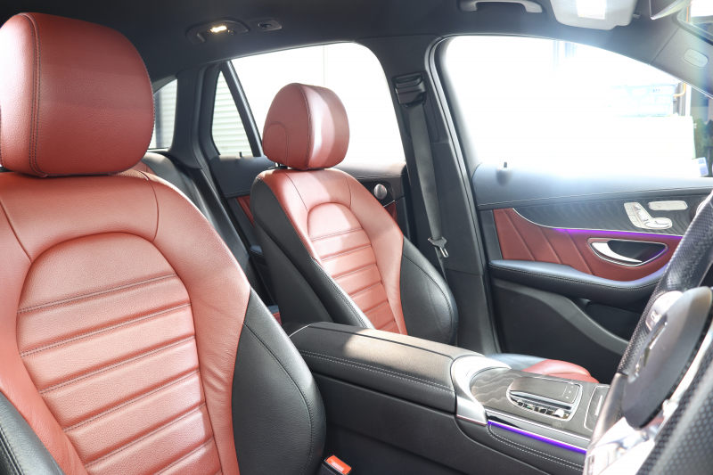 AMG GLC GLC43 4MATIC ﾚｻﾞｰｴｸｽｸﾙｰｼﾌﾞ&ﾚｰﾀﾞｰｾｰﾌﾃｨPKG　後期 1ｵｰﾅｰ MEｺﾈｸﾄ ｷｰﾚｽｺﾞｰ 黒/赤本革 全席ｼｰﾄﾋｰﾀｰ HUD MBUXﾅﾋﾞTV BT音楽 ﾌﾞﾙﾒｽﾀｰ 360ｶﾒﾗ PTS DSRC ﾊﾝｽﾞﾌﾘｰA AMGｴｱﾛ&20AW AMGﾗｲﾄﾞｺﾝﾄﾛｰﾙ+ｴｱｻｽ 9AT　2年保証