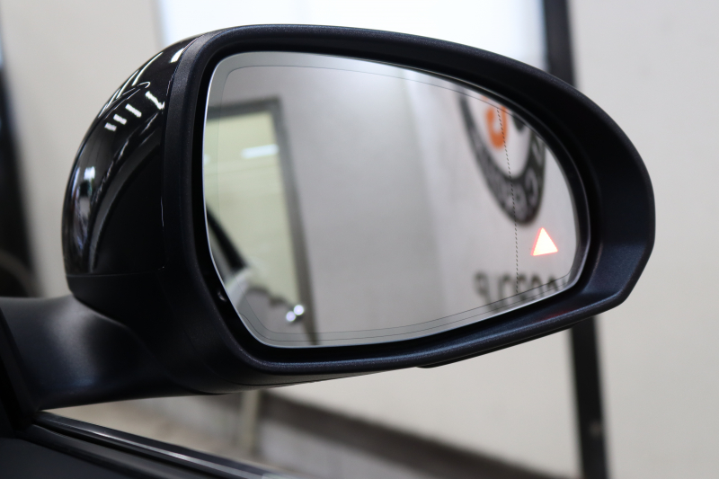 メルセデスベンツ Cクラス C200 4MATIC AVG AMGﾗｲﾝ ﾚｻﾞｰｴｸｽｸﾙｰｼﾌﾞ&ﾚｰﾀﾞｰｾｰﾌﾃｨPKG　ISG搭載 ｷｰﾚｽｺﾞｰ 黒本革 ﾊﾟﾉﾗﾏSR MBUXﾅﾋﾞTV ｽﾏﾎ連携 360ｶﾒﾗ PTS DSRC DIGITALﾗｲﾄ AMGｴｱﾛ&18AW ﾀﾞｲﾅﾐｯｸｾﾚｸﾄ ﾜｲﾔﾚｽ充電 9AT　2年保証