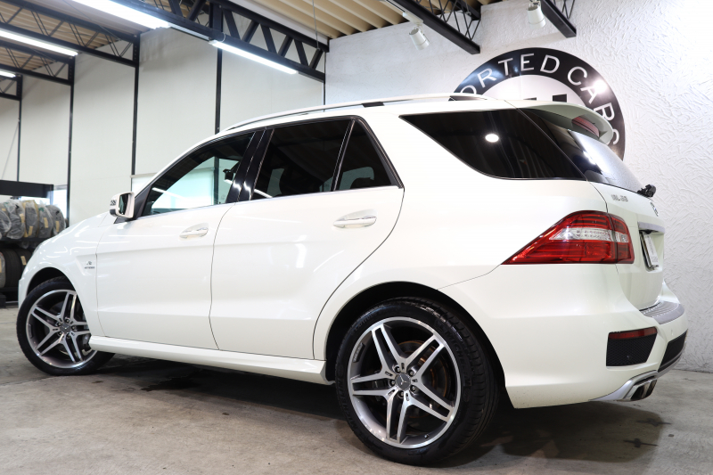 AMG Mクラス ML63 AMG　ｷｰﾚｽｺﾞｰ 黒本革 ﾊﾟﾉﾗﾏSR HDDﾅﾋﾞTV&ｷｬﾝｾﾗｰ BT音楽 harman/kardon ｻｲﾄﾞ&ﾊﾞｯｸｶﾒﾗ PTS ｷｾﾉﾝﾗｲﾄ AMG専用装備&ﾁｭｰﾆﾝｸﾞ 7AT　2年保証