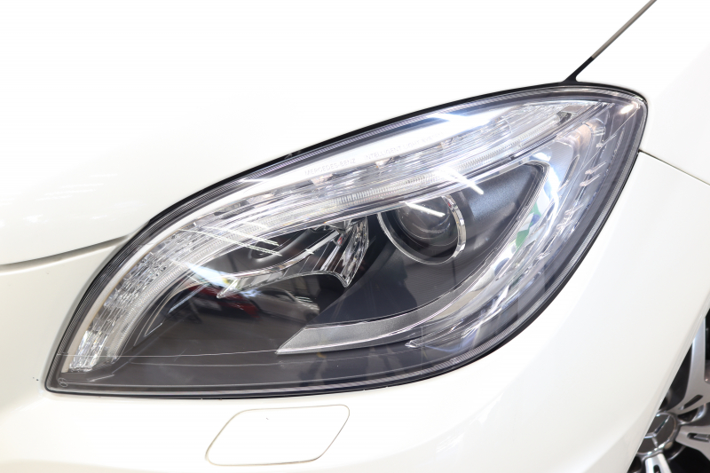 AMG Mクラス ML63 AMG　ｷｰﾚｽｺﾞｰ 黒本革 ﾊﾟﾉﾗﾏSR HDDﾅﾋﾞTV&ｷｬﾝｾﾗｰ BT音楽 harman/kardon ｻｲﾄﾞ&ﾊﾞｯｸｶﾒﾗ PTS ｷｾﾉﾝﾗｲﾄ AMG専用装備&ﾁｭｰﾆﾝｸﾞ 7AT　2年保証