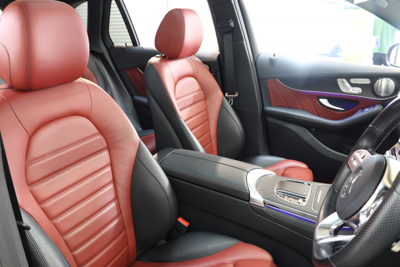 メルセデスベンツ GLC GLC220d 4MATIC AMGﾗｲﾝ ﾚｻﾞｰｴｸｽｸﾙｰｼﾌﾞ&ﾚｰﾀﾞｰｾｰﾌﾃｨPKG　後期 MEｺﾈｸﾄ ｷｰﾚｽｺﾞｰ 赤/黒本革 ﾊﾟﾉﾗﾏSR ﾍｯﾄﾞｱｯﾌﾟD MBUXﾅﾋﾞTV BT音楽 ﾌﾞﾙﾒｽﾀｰ 360ｶﾒﾗ PTS LEDﾗｲﾄ 自動Rｹﾞｰﾄ ﾊﾝｽﾞﾌﾘｰA AMGｴｱﾛ&19AW ﾜｲﾔﾚｽ充電 9AT　2年保証