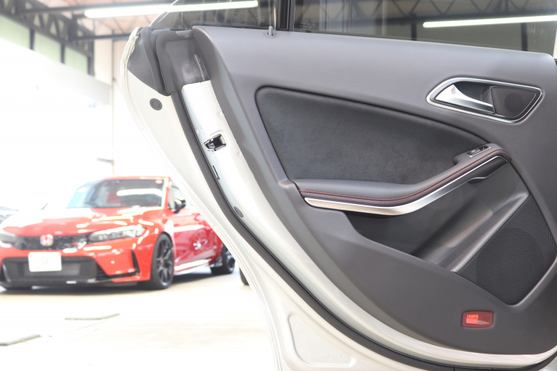 メルセデスベンツ CLAクラス CLA250 4MATIC AMGﾗｲﾝ ﾚｰﾀﾞｰｾｰﾌﾃｨPKG　中期 ｷｰﾚｽｺﾞｰ ﾚｻﾞｰDINAMICAｼｰﾄ HDDﾅﾋﾞTV BT音楽 ﾊﾞｯｸｶﾒﾗ PTS ｷｾﾉﾝﾗｲﾄ AMGｴｱﾛ&18AW ﾀﾞｲﾅﾐｯｸS 7AT　2年保証