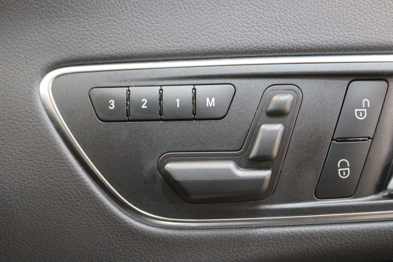 メルセデスベンツ CLAクラス CLA250 4MATIC AMGﾗｲﾝ ﾚｰﾀﾞｰｾｰﾌﾃｨPKG　中期 ｷｰﾚｽｺﾞｰ ﾚｻﾞｰDINAMICAｼｰﾄ HDDﾅﾋﾞTV BT音楽 ﾊﾞｯｸｶﾒﾗ PTS ｷｾﾉﾝﾗｲﾄ AMGｴｱﾛ&18AW ﾀﾞｲﾅﾐｯｸS 7AT　2年保証