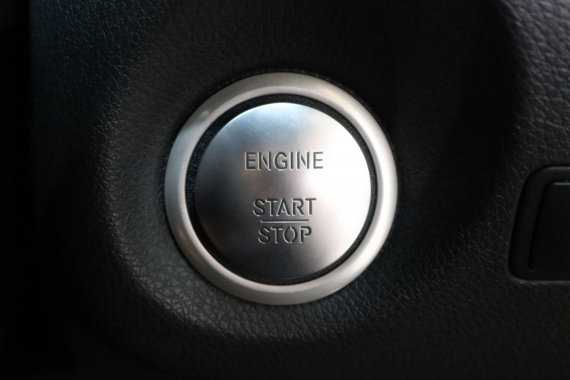 メルセデスベンツ CLAクラス CLA250 4MATIC AMGﾗｲﾝ ﾚｰﾀﾞｰｾｰﾌﾃｨPKG　中期 ｷｰﾚｽｺﾞｰ ﾚｻﾞｰDINAMICAｼｰﾄ HDDﾅﾋﾞTV BT音楽 ﾊﾞｯｸｶﾒﾗ PTS ｷｾﾉﾝﾗｲﾄ AMGｴｱﾛ&18AW ﾀﾞｲﾅﾐｯｸS 7AT　2年保証