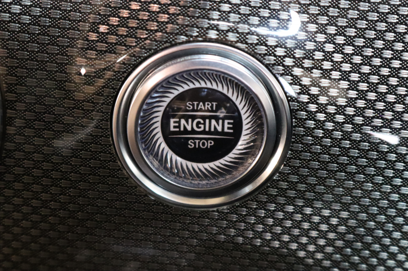 AMG Eクラス E43ｽﾃｰｼｮﾝﾜｺﾞﾝ 4MATIC ｴｸｽｸﾙｰｼﾌﾞ&ﾚｰﾀﾞｰｾｰﾌﾃｨPKG　ｷｰﾚｽｺﾞｰ 黒本革 ﾍﾞﾝﾁﾚｰﾀｰ ﾊﾟﾉﾗﾏSR ﾍｯﾄﾞｱｯﾌﾟD HDDﾅﾋﾞTV ｽﾏﾎ連携 ﾌﾞﾙﾒｽﾀｰ 360ｶﾒﾗ PTS LEDﾗｲﾄ 自動ﾄﾗﾝｸ ﾊﾝｽﾞﾌﾘｰA AMG専用装備&ﾁｭｰﾆﾝｸﾞ 9AT　2年保証