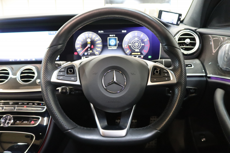 AMG Eクラス E43ｽﾃｰｼｮﾝﾜｺﾞﾝ 4MATIC ｴｸｽｸﾙｰｼﾌﾞ&ﾚｰﾀﾞｰｾｰﾌﾃｨPKG　ｷｰﾚｽｺﾞｰ 黒本革 ﾍﾞﾝﾁﾚｰﾀｰ ﾊﾟﾉﾗﾏSR ﾍｯﾄﾞｱｯﾌﾟD HDDﾅﾋﾞTV ｽﾏﾎ連携 ﾌﾞﾙﾒｽﾀｰ 360ｶﾒﾗ PTS LEDﾗｲﾄ 自動ﾄﾗﾝｸ ﾊﾝｽﾞﾌﾘｰA AMG専用装備&ﾁｭｰﾆﾝｸﾞ 9AT　2年保証