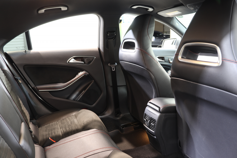 メルセデスベンツ CLAクラス CLA250 4MATIC AMGﾗｲﾝ ﾚｰﾀﾞｰｾｰﾌﾃｨPKG　中期 ｷｰﾚｽｺﾞｰ ﾚｻﾞｰDINAMICAｼｰﾄ HDDﾅﾋﾞTV BT音楽 ﾊﾞｯｸｶﾒﾗ PTS ｷｾﾉﾝﾗｲﾄ AMGｴｱﾛ&18AW 7AT　2年保証