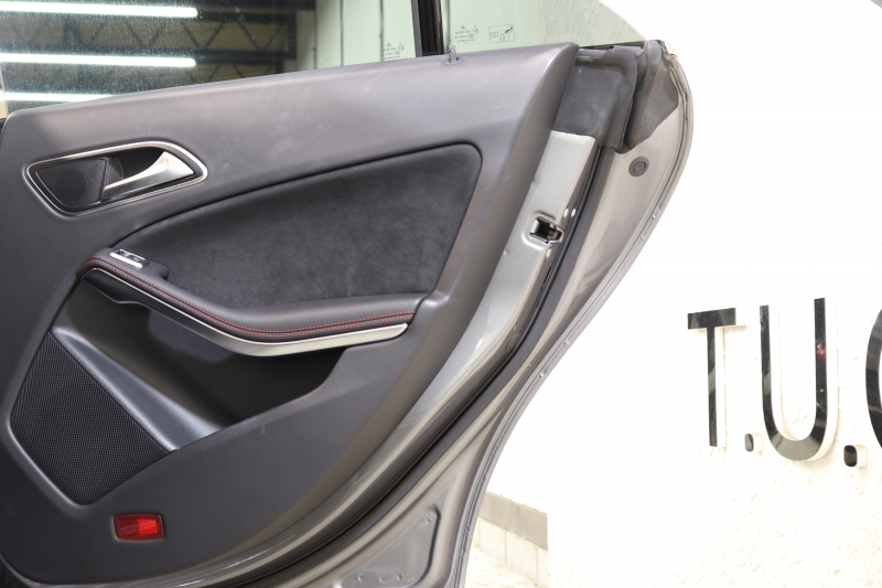 メルセデスベンツ CLAクラス CLA250 4MATIC AMGﾗｲﾝ ﾚｰﾀﾞｰｾｰﾌﾃｨPKG　中期 ｷｰﾚｽｺﾞｰ ﾚｻﾞｰDINAMICAｼｰﾄ HDDﾅﾋﾞTV BT音楽 ﾊﾞｯｸｶﾒﾗ PTS ｷｾﾉﾝﾗｲﾄ AMGｴｱﾛ&18AW 7AT　2年保証