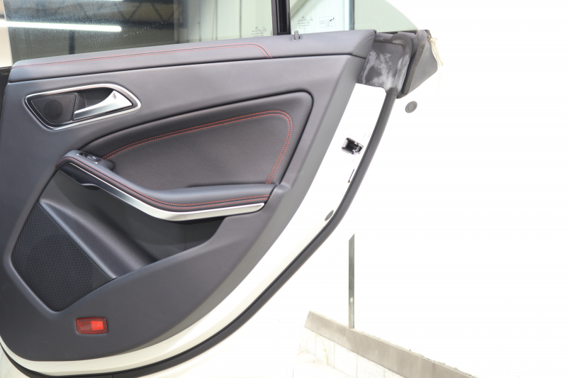 メルセデスベンツ CLAクラス CLA250 AMGﾗｲﾝ AMGｴｸｽｸﾙｰｼﾌﾞ&ﾚｰﾀﾞｰｾｰﾌﾃｨPKG　1ｵｰﾅｰ 黒本革 ﾊﾟﾉﾗﾏSR HDDﾅﾋﾞTV BT音楽 harman/kardon ﾊﾞｯｸｶﾒﾗ PTS ｷｾﾉﾝﾗｲﾄ AMGｴｱﾛ&18AW 7AT　2年保証