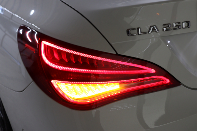 メルセデスベンツ CLAクラス CLA250 AMGﾗｲﾝ AMGｴｸｽｸﾙｰｼﾌﾞ&ﾚｰﾀﾞｰｾｰﾌﾃｨPKG　1ｵｰﾅｰ 黒本革 ﾊﾟﾉﾗﾏSR HDDﾅﾋﾞTV BT音楽 harman/kardon ﾊﾞｯｸｶﾒﾗ PTS ｷｾﾉﾝﾗｲﾄ AMGｴｱﾛ&18AW 7AT　2年保証