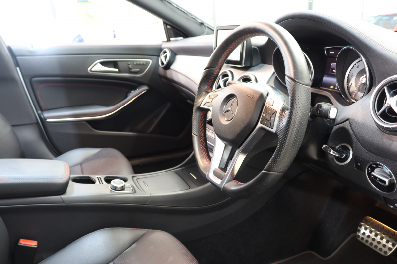 メルセデスベンツ CLAクラス CLA250 AMGﾗｲﾝ AMGｴｸｽｸﾙｰｼﾌﾞ&ﾚｰﾀﾞｰｾｰﾌﾃｨPKG　1ｵｰﾅｰ 黒本革 ﾊﾟﾉﾗﾏSR HDDﾅﾋﾞTV BT音楽 harman/kardon ﾊﾞｯｸｶﾒﾗ PTS ｷｾﾉﾝﾗｲﾄ AMGｴｱﾛ&18AW 7AT　2年保証