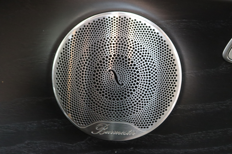 メルセデスベンツ Eクラス E300 AVG ｽﾎﾟｰﾂ ｴｸｽｸﾙｰｼﾌﾞ&ﾚｰﾀﾞｰｾｰﾌﾃｨPKG　中期 MEｺﾈｸﾄ ｷｰﾚｽｺﾞｰ 黒本革 ﾊﾟﾉﾗﾏSR ﾍｯﾄﾞｱｯﾌﾟD HDDﾅﾋﾞTV&ｷｬﾝｾﾗｰ ｽﾏﾎ連携 ﾌﾞﾙﾒｽﾀｰ 360ｶﾒﾗ PTS LEDﾗｲﾄ 自動ﾄﾗﾝｸ AMGｴｱﾛ&19AW 9AT　2年保証