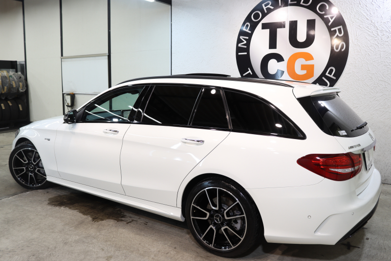 AMG Cクラス C43ｽﾃｰｼｮﾝﾜｺﾞﾝ 4MATIC ﾚｰﾀﾞｰｾｰﾌﾃｨPKG　中期 ｷｰﾚｽｺﾞｰ 黒本革 ﾊﾟﾉﾗﾏSR ﾍｯﾄﾞｱｯﾌﾟD HDDﾅﾋﾞTV BT音楽 ﾌﾞﾙﾒｽﾀｰ ﾊﾞｯｸｶﾒﾗ PTS LEDﾗｲﾄ 自動Rｹﾞｰﾄ ﾌｯﾄﾄﾗﾝｸOP AMG専用装備&ﾁｭｰﾆﾝｸﾞ 9AT　2年保証