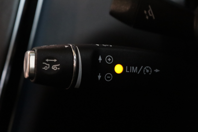 AMG Cクラス C43ｽﾃｰｼｮﾝﾜｺﾞﾝ 4MATIC ﾚｰﾀﾞｰｾｰﾌﾃｨPKG　中期 ｷｰﾚｽｺﾞｰ 黒本革 ﾊﾟﾉﾗﾏSR ﾍｯﾄﾞｱｯﾌﾟD HDDﾅﾋﾞTV BT音楽 ﾌﾞﾙﾒｽﾀｰ ﾊﾞｯｸｶﾒﾗ PTS LEDﾗｲﾄ 自動Rｹﾞｰﾄ ﾌｯﾄﾄﾗﾝｸOP AMG専用装備&ﾁｭｰﾆﾝｸﾞ 9AT　2年保証