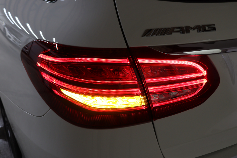 AMG Cクラス C43ｽﾃｰｼｮﾝﾜｺﾞﾝ 4MATIC ﾚｰﾀﾞｰｾｰﾌﾃｨPKG　中期 ｷｰﾚｽｺﾞｰ 黒本革 ﾊﾟﾉﾗﾏSR ﾍｯﾄﾞｱｯﾌﾟD HDDﾅﾋﾞTV BT音楽 ﾌﾞﾙﾒｽﾀｰ ﾊﾞｯｸｶﾒﾗ PTS LEDﾗｲﾄ 自動Rｹﾞｰﾄ ﾌｯﾄﾄﾗﾝｸOP AMG専用装備&ﾁｭｰﾆﾝｸﾞ 9AT　2年保証