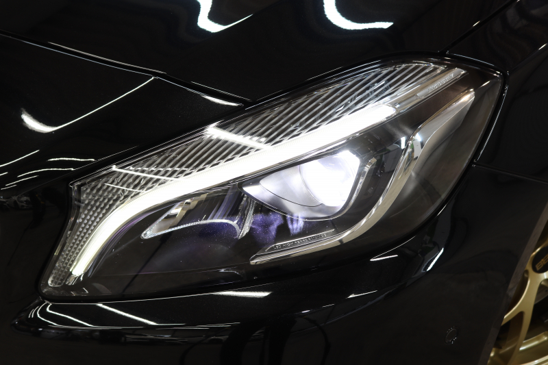 AMG Aクラス A45 4MATIC ﾚｰﾀﾞｰｾｰﾌﾃｨPKG　後期 ｷｰﾚｽｺﾞｰ 黒本革 HDDﾅﾋﾞTV ｽﾏﾎ連携 ﾊﾞｯｸｶﾒﾗ PTS LEDﾗｲﾄ AMG専用装備&ﾁｭｰﾆﾝｸﾞ ﾀﾞｲﾅﾐｯｸS BBS18AW 7AT　2年保証