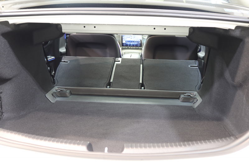 メルセデスベンツ Cクラス C220d AVG AMGﾗｲﾝ ﾚｻﾞｰｴｸｽｸﾙｰｼﾌﾞﾍﾞｰｼｯｸ&ﾚｰﾀﾞｰｾｰﾌﾃｨPKG　ISG搭載 ｷｰﾚｽｺﾞｰ 黒本革 ﾊﾟﾉﾗﾏSR ﾍｯﾄﾞｱｯﾌﾟD MBUXﾅﾋﾞTV&ARﾅﾋﾞ ｽﾏﾎ連携 360ｶﾒﾗ PTS LEDﾗｲﾄ 自動ﾄﾗﾝｸ AMGｴｱﾛ&18AW Rｱｸｽﾙｽﾃｱﾘﾝｸﾞ 9AT　2年保証