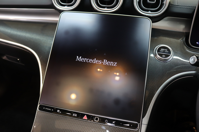 メルセデスベンツ Cクラス C220d AVG AMGﾗｲﾝ ﾚｻﾞｰｴｸｽｸﾙｰｼﾌﾞﾍﾞｰｼｯｸ&ﾚｰﾀﾞｰｾｰﾌﾃｨPKG　ISG搭載 ｷｰﾚｽｺﾞｰ 黒本革 ﾊﾟﾉﾗﾏSR ﾍｯﾄﾞｱｯﾌﾟD MBUXﾅﾋﾞTV&ARﾅﾋﾞ ｽﾏﾎ連携 360ｶﾒﾗ PTS LEDﾗｲﾄ 自動ﾄﾗﾝｸ AMGｴｱﾛ&18AW Rｱｸｽﾙｽﾃｱﾘﾝｸﾞ 9AT　2年保証