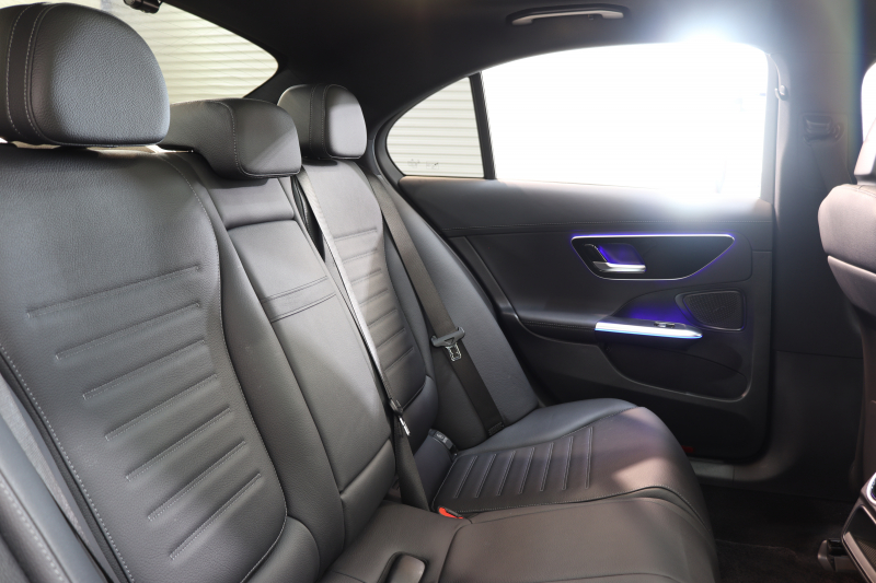 メルセデスベンツ Cクラス C220d AVG AMGﾗｲﾝ ﾚｻﾞｰｴｸｽｸﾙｰｼﾌﾞﾍﾞｰｼｯｸ&ﾚｰﾀﾞｰｾｰﾌﾃｨPKG　ISG搭載 ｷｰﾚｽｺﾞｰ 黒本革 ﾊﾟﾉﾗﾏSR ﾍｯﾄﾞｱｯﾌﾟD MBUXﾅﾋﾞTV&ARﾅﾋﾞ ｽﾏﾎ連携 360ｶﾒﾗ PTS LEDﾗｲﾄ 自動ﾄﾗﾝｸ AMGｴｱﾛ&18AW Rｱｸｽﾙｽﾃｱﾘﾝｸﾞ 9AT　2年保証