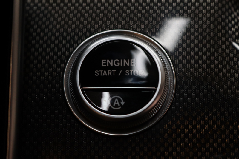 AMG Cクラス C43 4MATIC ﾚｰﾀﾞｰｾｰﾌﾃｨPKG　BSG搭載 ｷｰﾚｽｺﾞｰ 黒本革 ﾍﾞﾝﾁﾚｰﾀｰ ﾊﾟﾉﾗﾏSR ﾍｯﾄﾞｱｯﾌﾟD MBUXﾅﾋﾞTV&ARﾅﾋﾞ ｽﾏﾎ連携 ﾌﾞﾙﾒｽﾀｰ 360ｶﾒﾗ PTS LEDﾗｲﾄ 自動ﾄﾗﾝｸ AMG専用装備&ﾁｭｰﾆﾝｸﾞ Rｱｸｽﾙｽﾃｱﾘﾝｸﾞ 9AT　2年保証