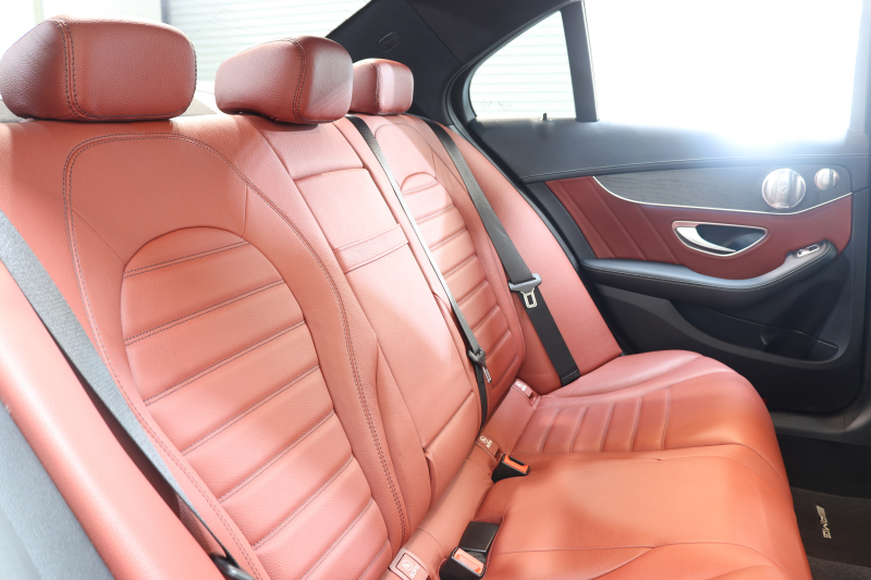 メルセデスベンツ Cクラス C250ｽﾎﾟｰﾂ ﾚｻﾞｰｴｸｽｸﾙｰｼﾌﾞ&ﾚｰﾀﾞｰｾｰﾌﾃｨPKG　ｷｰﾚｽｺﾞｰ 赤本革 ﾍｯﾄﾞｱｯﾌﾟD HDDﾅﾋﾞTV BT音楽 ﾌﾞﾙﾒｽﾀｰ ﾊﾞｯｸｶﾒﾗ PTS LEDﾗｲﾄ 自動ﾄﾗﾝｸ ﾊﾝｽﾞﾌﾘｰA AMGｴｱﾛ&19AW ｴｱｻｽ 7AT　2年保証