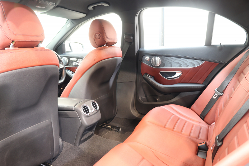 メルセデスベンツ Cクラス C250ｽﾎﾟｰﾂ ﾚｻﾞｰｴｸｽｸﾙｰｼﾌﾞ&ﾚｰﾀﾞｰｾｰﾌﾃｨPKG　ｷｰﾚｽｺﾞｰ 赤本革 ﾍｯﾄﾞｱｯﾌﾟD HDDﾅﾋﾞTV BT音楽 ﾌﾞﾙﾒｽﾀｰ ﾊﾞｯｸｶﾒﾗ PTS LEDﾗｲﾄ 自動ﾄﾗﾝｸ ﾊﾝｽﾞﾌﾘｰA AMGｴｱﾛ&19AW ｴｱｻｽ 7AT　2年保証