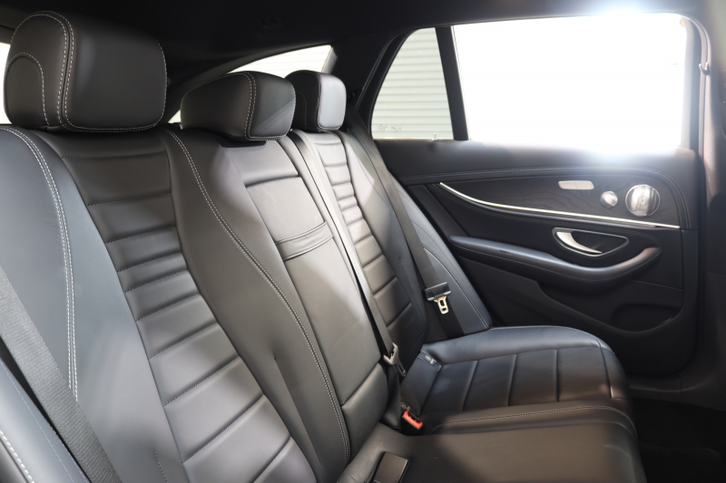 メルセデスベンツ Eクラス E250ｽﾃｰｼｮﾝﾜｺﾞﾝ AVG ｽﾎﾟｰﾂ 本革仕様 ﾚｰﾀﾞｰｾｰﾌﾃｨPKG　ｷｰﾚｽｺﾞｰ 黒本革 ﾍｯﾄﾞｱｯﾌﾟD HDDﾅﾋﾞTV ｽﾏﾎ連携 ﾌﾞﾙﾒｽﾀｰ 360ｶﾒﾗ PTS LEDﾗｲﾄ 自動Rｹﾞｰﾄ ﾊﾝｽﾞﾌﾘｰA AMGｴｱﾛ&19AW ﾀﾞｲﾅﾐｯｸS 9AT　2年保証