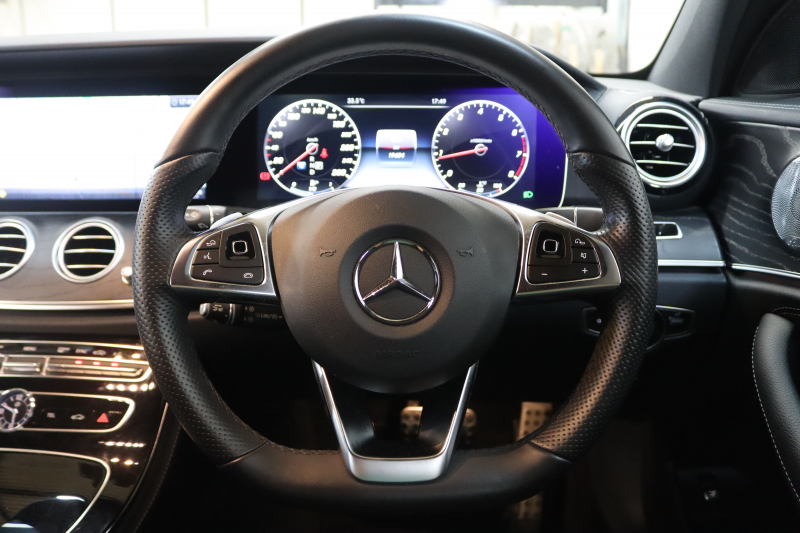 メルセデスベンツ Eクラス E250ｽﾃｰｼｮﾝﾜｺﾞﾝ AVG ｽﾎﾟｰﾂ 本革仕様 ﾚｰﾀﾞｰｾｰﾌﾃｨPKG　ｷｰﾚｽｺﾞｰ 黒本革 ﾍｯﾄﾞｱｯﾌﾟD HDDﾅﾋﾞTV ｽﾏﾎ連携 ﾌﾞﾙﾒｽﾀｰ 360ｶﾒﾗ PTS LEDﾗｲﾄ 自動Rｹﾞｰﾄ ﾊﾝｽﾞﾌﾘｰA AMGｴｱﾛ&19AW ﾀﾞｲﾅﾐｯｸS 9AT　2年保証