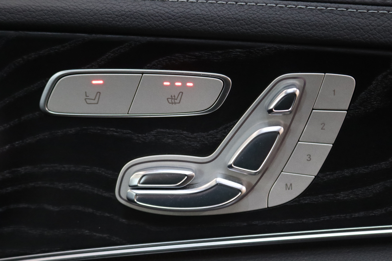 メルセデスベンツ Eクラス E250ｽﾃｰｼｮﾝﾜｺﾞﾝ AVG ｽﾎﾟｰﾂ 本革仕様 ﾚｰﾀﾞｰｾｰﾌﾃｨPKG　ｷｰﾚｽｺﾞｰ 黒本革 ﾍｯﾄﾞｱｯﾌﾟD HDDﾅﾋﾞTV ｽﾏﾎ連携 ﾌﾞﾙﾒｽﾀｰ 360ｶﾒﾗ PTS LEDﾗｲﾄ 自動Rｹﾞｰﾄ ﾊﾝｽﾞﾌﾘｰA AMGｴｱﾛ&19AW ﾀﾞｲﾅﾐｯｸS 9AT　2年保証