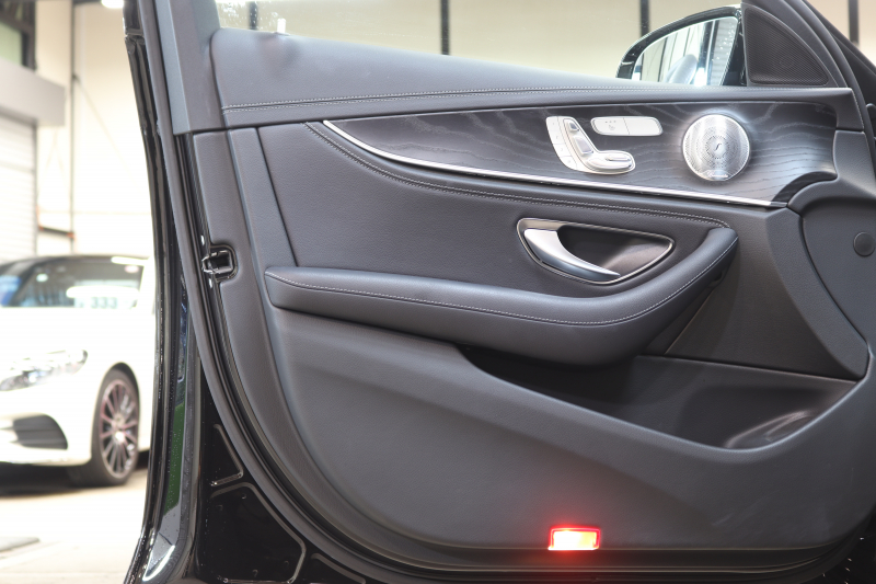 メルセデスベンツ Eクラス E250ｽﾃｰｼｮﾝﾜｺﾞﾝ AVG ｽﾎﾟｰﾂ 本革仕様 ﾚｰﾀﾞｰｾｰﾌﾃｨPKG　ｷｰﾚｽｺﾞｰ 黒本革 ﾍｯﾄﾞｱｯﾌﾟD HDDﾅﾋﾞTV ｽﾏﾎ連携 ﾌﾞﾙﾒｽﾀｰ 360ｶﾒﾗ PTS LEDﾗｲﾄ 自動Rｹﾞｰﾄ ﾊﾝｽﾞﾌﾘｰA AMGｴｱﾛ&19AW ﾀﾞｲﾅﾐｯｸS 9AT　2年保証