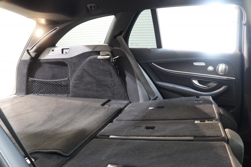 メルセデスベンツ Eクラス E250ｽﾃｰｼｮﾝﾜｺﾞﾝ AVG ｽﾎﾟｰﾂ 本革仕様 ﾚｰﾀﾞｰｾｰﾌﾃｨPKG　ｷｰﾚｽｺﾞｰ 黒本革 ﾍｯﾄﾞｱｯﾌﾟD HDDﾅﾋﾞTV ｽﾏﾎ連携 ﾌﾞﾙﾒｽﾀｰ 360ｶﾒﾗ PTS LEDﾗｲﾄ 自動Rｹﾞｰﾄ ﾊﾝｽﾞﾌﾘｰA AMGｴｱﾛ&19AW ﾀﾞｲﾅﾐｯｸS 9AT　2年保証