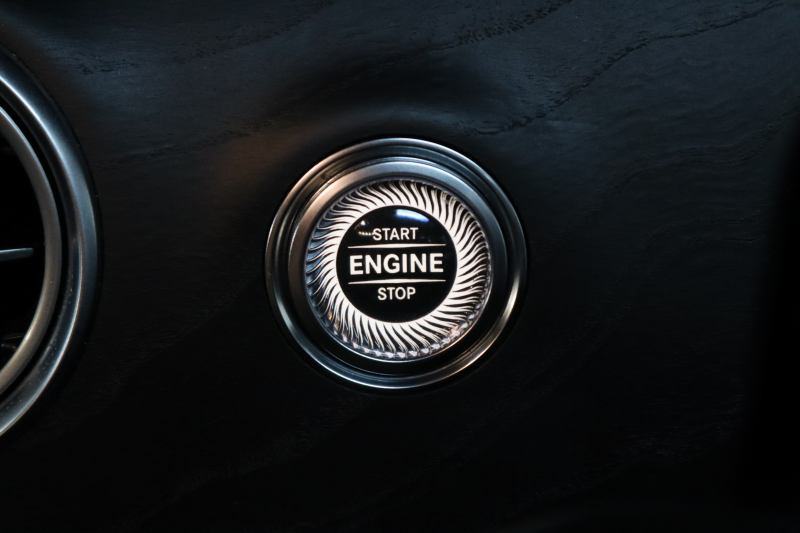 メルセデスベンツ Eクラス E250ｽﾃｰｼｮﾝﾜｺﾞﾝ AVG ｽﾎﾟｰﾂ 本革仕様 ﾚｰﾀﾞｰｾｰﾌﾃｨPKG　ｷｰﾚｽｺﾞｰ 黒本革 ﾍｯﾄﾞｱｯﾌﾟD HDDﾅﾋﾞTV ｽﾏﾎ連携 ﾌﾞﾙﾒｽﾀｰ 360ｶﾒﾗ PTS LEDﾗｲﾄ 自動Rｹﾞｰﾄ ﾊﾝｽﾞﾌﾘｰA AMGｴｱﾛ&19AW ﾀﾞｲﾅﾐｯｸS 9AT　2年保証