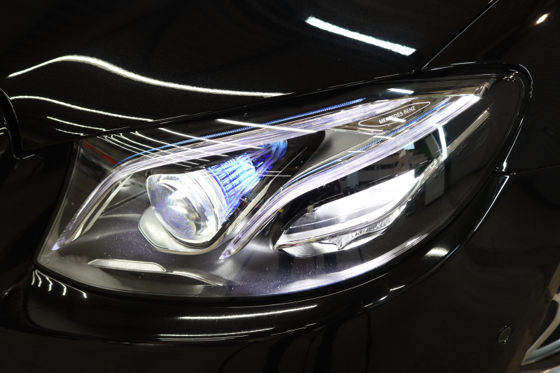 メルセデスベンツ Eクラス E250ｽﾃｰｼｮﾝﾜｺﾞﾝ AVG ｽﾎﾟｰﾂ 本革仕様 ﾚｰﾀﾞｰｾｰﾌﾃｨPKG　ｷｰﾚｽｺﾞｰ 黒本革 ﾍｯﾄﾞｱｯﾌﾟD HDDﾅﾋﾞTV ｽﾏﾎ連携 ﾌﾞﾙﾒｽﾀｰ 360ｶﾒﾗ PTS LEDﾗｲﾄ 自動Rｹﾞｰﾄ ﾊﾝｽﾞﾌﾘｰA AMGｴｱﾛ&19AW ﾀﾞｲﾅﾐｯｸS 9AT　2年保証