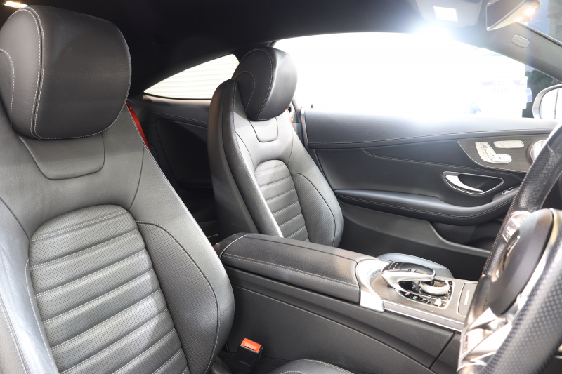 AMG Cクラス C43 4MATIC ｸｰﾍﾟ ﾚｰﾀﾞｰｾｰﾌﾃｨPKG　後期 ｷｰﾚｽｺﾞｰ 黒本革 ﾍｯﾄﾞｱｯﾌﾟD HDDﾅﾋﾞTV ｽﾏﾎ連携 ﾌﾞﾙﾒｽﾀｰ ﾊﾞｯｸｶﾒﾗ PTS LEDﾗｲﾄ 自動ﾄﾗﾝｸ ﾊﾝｽﾞﾌﾘｰA AMG専用装備&ﾁｭｰﾆﾝｸﾞﾀﾞｲﾅﾐｯｸS 9AT　2年保証