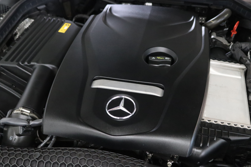 メルセデスベンツ Cクラス C180ｶﾌﾞﾘｵﾚ ｽﾎﾟｰﾂ ﾚｻﾞｰｴｸｽｸﾙｰｼﾌﾞ&ﾚｰﾀﾞｰｾｰﾌﾃｨPKG　ｷｰﾚｽｺﾞｰ 黒本革 ｴｱｽｶｰﾌ ﾍｯﾄﾞｱｯﾌﾟD HDDﾅﾋﾞTV BT音楽 ﾊﾞｯｸｶﾒﾗ PTS LEDﾗｲﾄ AMGｴｱﾛ&19AW ﾀﾞｲﾅﾐｯｸS 黒幌 9AT　2年保証