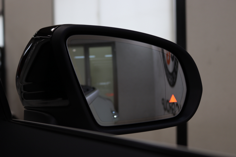 AMG Cクラス C43 4MATIC ｶﾌﾞﾘｵﾚ ﾚｰﾀﾞｰｾｰﾌﾃｨPKG　ｷｰﾚｽｺﾞｰ 赤本革 ｴｱｽｶｰﾌ ﾍｯﾄﾞｱｯﾌﾟD HDDﾅﾋﾞTV BT音楽 ﾌﾞﾙﾒｽﾀｰ ﾊﾞｯｸｶﾒﾗ PTS LEDﾗｲﾄ AMG専用装備&ﾁｭｰﾆﾝｸﾞﾀﾞｲﾅﾐｯｸS 赤幌 9AT　2年保証