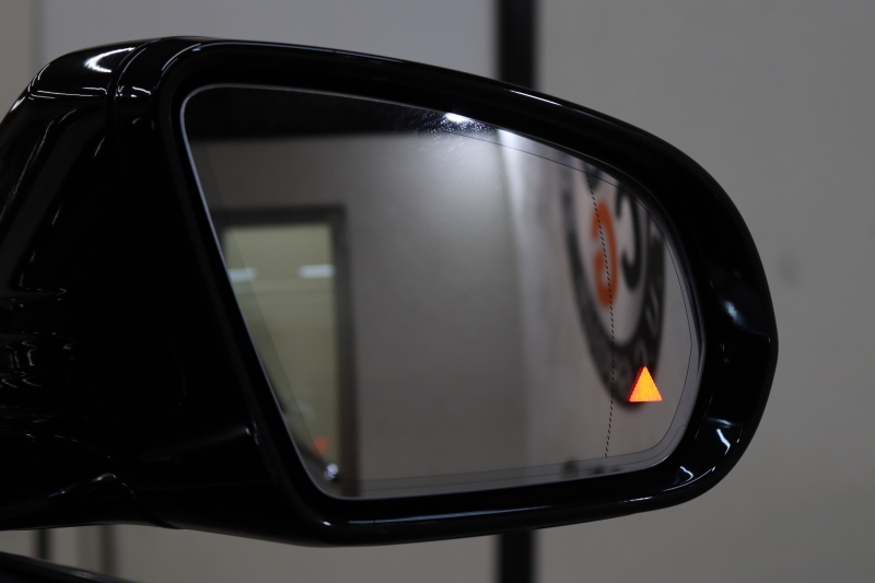 メルセデスベンツ Eクラス E220d AVG ｽﾎﾟｰﾂ ﾚｻﾞｰ&ﾚｰﾀﾞｰｾｰﾌﾃｨPKG　ｷｰﾚｽｺﾞｰ 黒本革 HDDﾅﾋﾞTV ｽﾏﾎ連携 ﾌﾞﾙﾒｽﾀｰ 360ｶﾒﾗ PTS LEDﾗｲﾄ 自動ﾄﾗﾝｸ AMGｴｱﾛ&19AW ﾀﾞｲﾅﾐｯｸS 9AT　2年保証