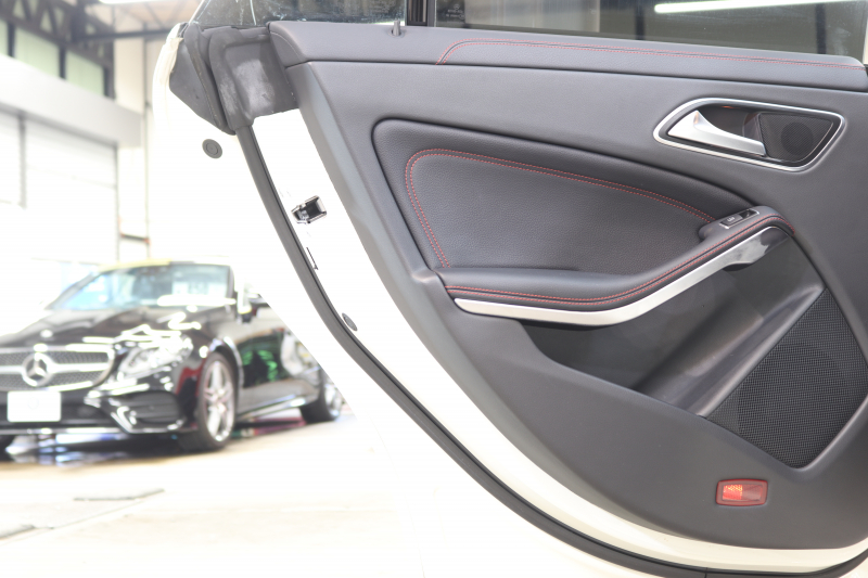 メルセデスベンツ CLAクラス CLA180ｼｭｰﾃｨﾝｸﾞﾌﾞﾚｰｸ ｽﾎﾟｰﾂ AMGﾚｻﾞｰｴｸｽｸﾙｰｼﾌﾞ&ﾚｰﾀﾞｰｾｰﾌﾃｨPKG　後期 ｷｰﾚｽｺﾞｰ 黒本革 ﾊﾟﾉﾗﾏSR HDDﾅﾋﾞTV ｽﾏﾎ連携 harman/kardon ﾊﾞｯｸｶﾒﾗ PTS LEDﾗｲﾄ 自動Rｹﾞｰﾄ ﾊﾝｽﾞﾌﾘｰA AMGｴｱﾛ&18AW　2年保証