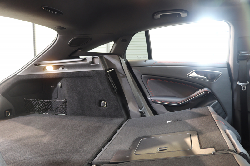 メルセデスベンツ CLAクラス CLA180ｼｭｰﾃｨﾝｸﾞﾌﾞﾚｰｸ ｽﾎﾟｰﾂ AMGﾚｻﾞｰｴｸｽｸﾙｰｼﾌﾞ&ﾚｰﾀﾞｰｾｰﾌﾃｨPKG　後期 ｷｰﾚｽｺﾞｰ 黒本革 ﾊﾟﾉﾗﾏSR HDDﾅﾋﾞTV ｽﾏﾎ連携 harman/kardon ﾊﾞｯｸｶﾒﾗ PTS LEDﾗｲﾄ 自動Rｹﾞｰﾄ ﾊﾝｽﾞﾌﾘｰA AMGｴｱﾛ&18AW　2年保証