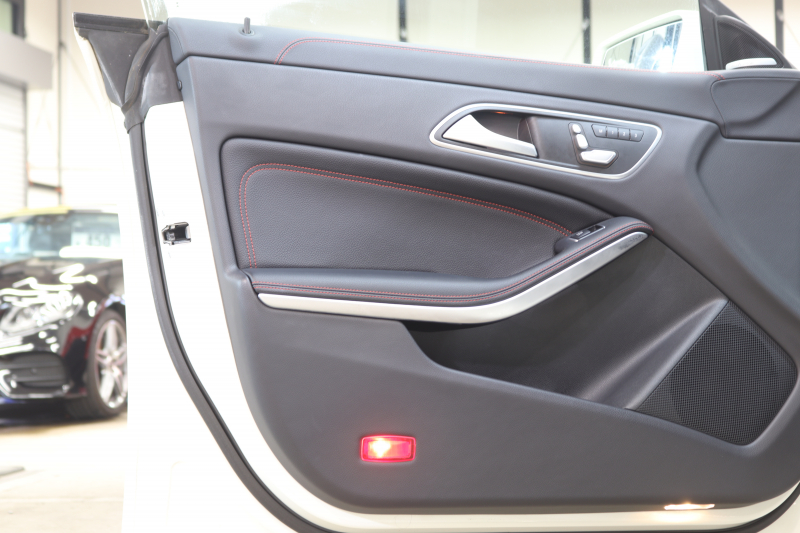 メルセデスベンツ CLAクラス CLA180ｼｭｰﾃｨﾝｸﾞﾌﾞﾚｰｸ ｽﾎﾟｰﾂ AMGﾚｻﾞｰｴｸｽｸﾙｰｼﾌﾞ&ﾚｰﾀﾞｰｾｰﾌﾃｨPKG　後期 ｷｰﾚｽｺﾞｰ 黒本革 ﾊﾟﾉﾗﾏSR HDDﾅﾋﾞTV ｽﾏﾎ連携 harman/kardon ﾊﾞｯｸｶﾒﾗ PTS LEDﾗｲﾄ 自動Rｹﾞｰﾄ ﾊﾝｽﾞﾌﾘｰA AMGｴｱﾛ&18AW　2年保証